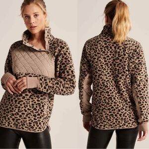 Abercrombie & Fitch Quilted Leopard Fleece